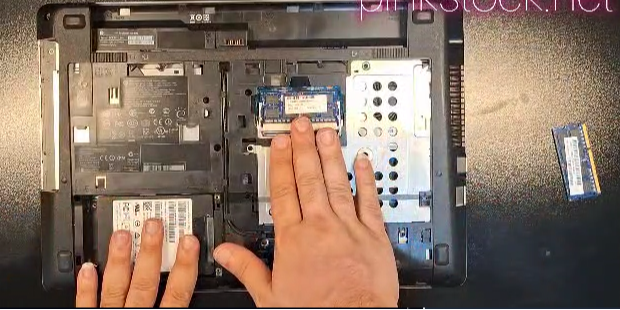 آموزش تصویری تعویض و ارتقاء رم لپ‌تاپ HP ProBook 4540s